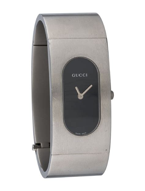 gucci 2400l watch